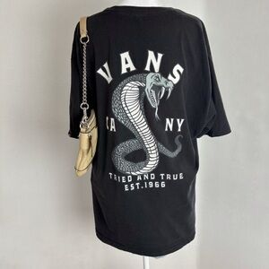 Vans Snake Graphic Oversized Tee – Tried & True Est. 1966